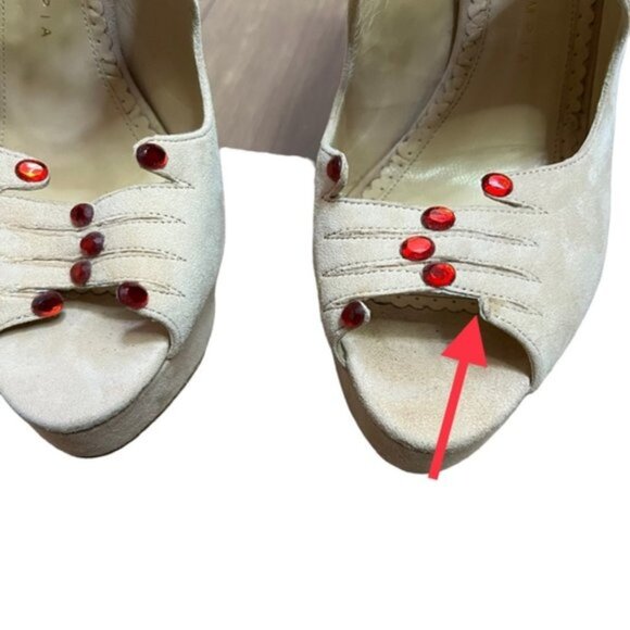Charlotte Olympia Hands On' Suede Heels Women Size 38.5 - Picture 7 of 16